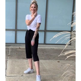 TARSE Womens Yoga Pants Plus Size Capris Stretch Workout Exercise Sweatpants Loose Sweat Crop Pants Pockets (Black,4XL), Soft