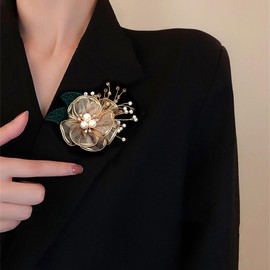 Dainty Mesh Shell Pearl Flower Brooch Pin for Women Girls Fashion Fabric Green Leaf Crystal Acrylic Ball Bead Peony Lapel Hair Pins Dainty Anniversary Christmas Party Dress Accessories Jewelry (Champagne)