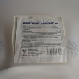 Supergoop! Unseen Sunscreen SPF 40 0.05 oz/ 1.5 ml. Skincare Daily Use Pack