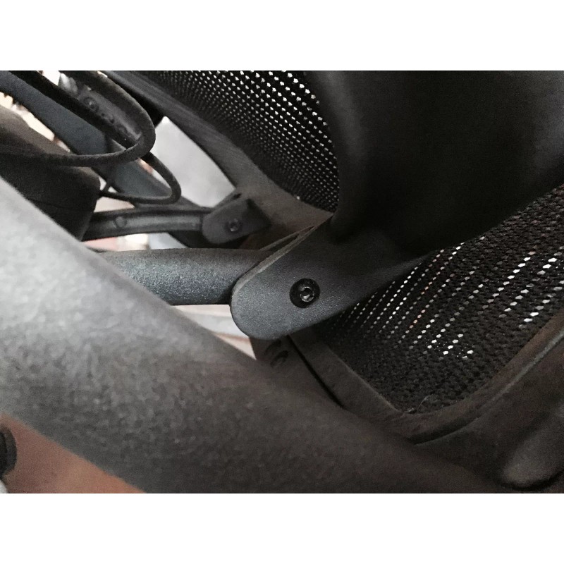 Herman Miller Aeron Chair Bottom Seat Arm/Link Bolts