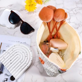 URSKYTOUS - Bolsa de maquillaje de flores de viaje grande para mujer, bonita bolsa de maquillaje con cierre, bolsa de cosméticos para bolso, organizador de maquillaje floral estético, bolsa de aseo