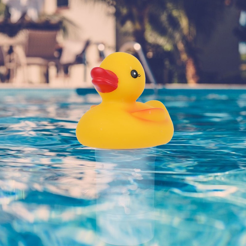 Swimming Pool Cute Duck shape Floating Chemical Chlorine Dispenser for