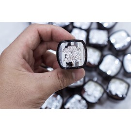 Aventus Perfume Bottle Cap. Round Plastic Cap. Generation 3. Fits 30ml, 50ml, 100ml, 120ml bottles