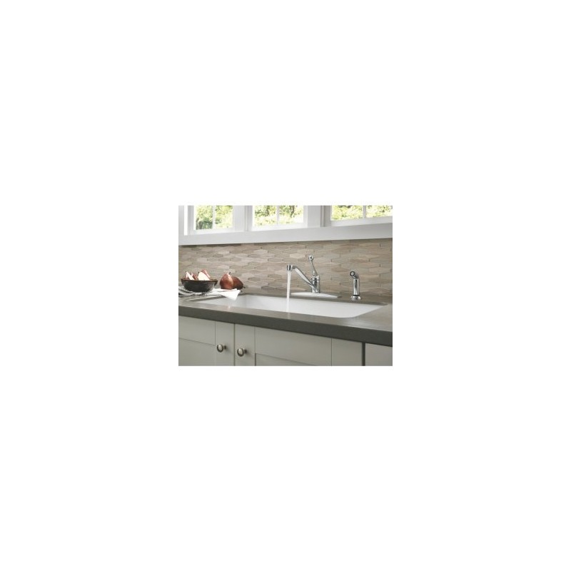 Delta Faucet Classic Single-Handle Kitchen Faucet with Side Sprayer, Chrome