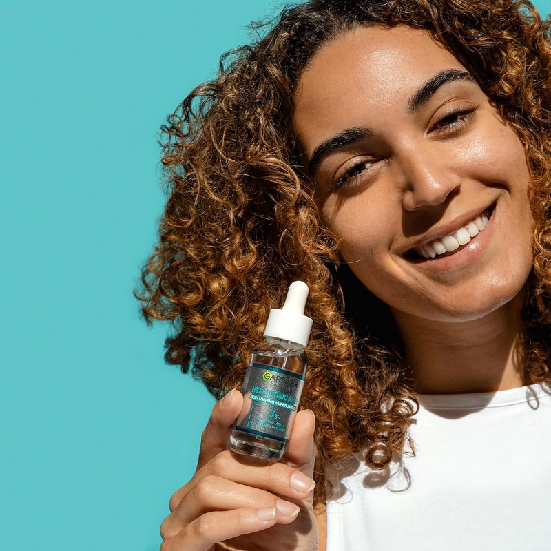 Garnier SkinActive Hyaluronic Aloe Super Serum, Replumps & Hydrates Skin