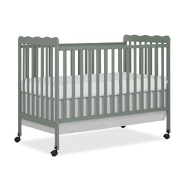 Dream On Me Carson Classic 3 in 1 Convertible Crib in Meadow Green, GreenGuard Gold & JPMA Certified Baby Crib, Comes with Locking Wheels, Coverts from Crib to Day Bed and Kids Sofa