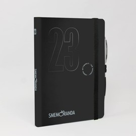 Smemoranda - Weekly Planner 12 Months, January - December 2023 - Soft Cover, Squared - Large Format 12.9 x 18.7 cm - Pen Included - Colour Black