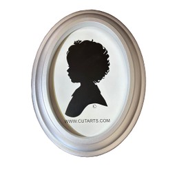 Cut Arts Silver Oval 5x7 Frame
