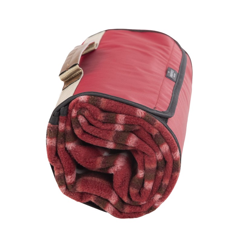 Greenfield Collection 135cm x 148cm Picnic Blanket; Mulberry Red Plaid