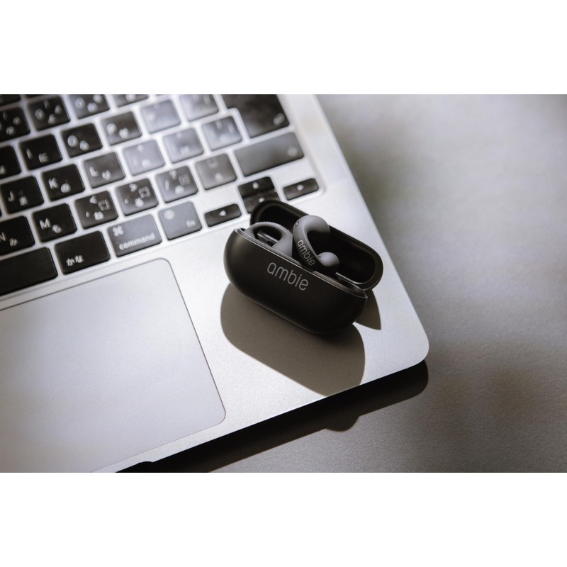 ambie Sound Earcuffs AM-TW02 (Black × Black) Ambie 2nd Generation