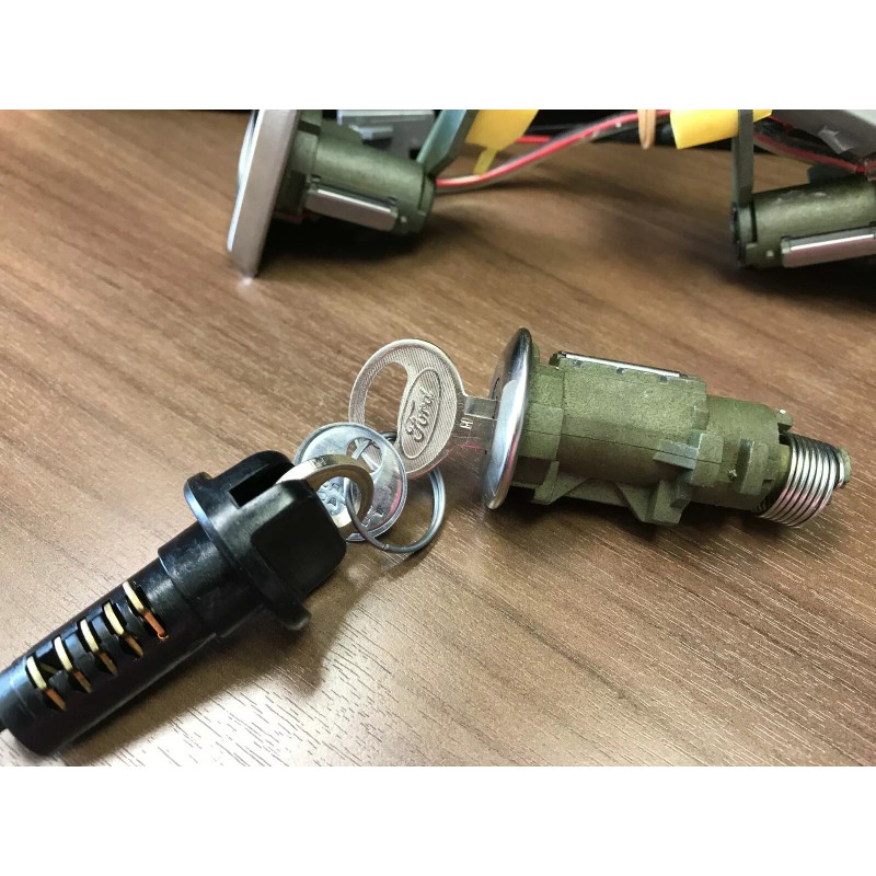 Ford 1981-89 Ford Lincoln Mercury Door & Trunk Lock Set,