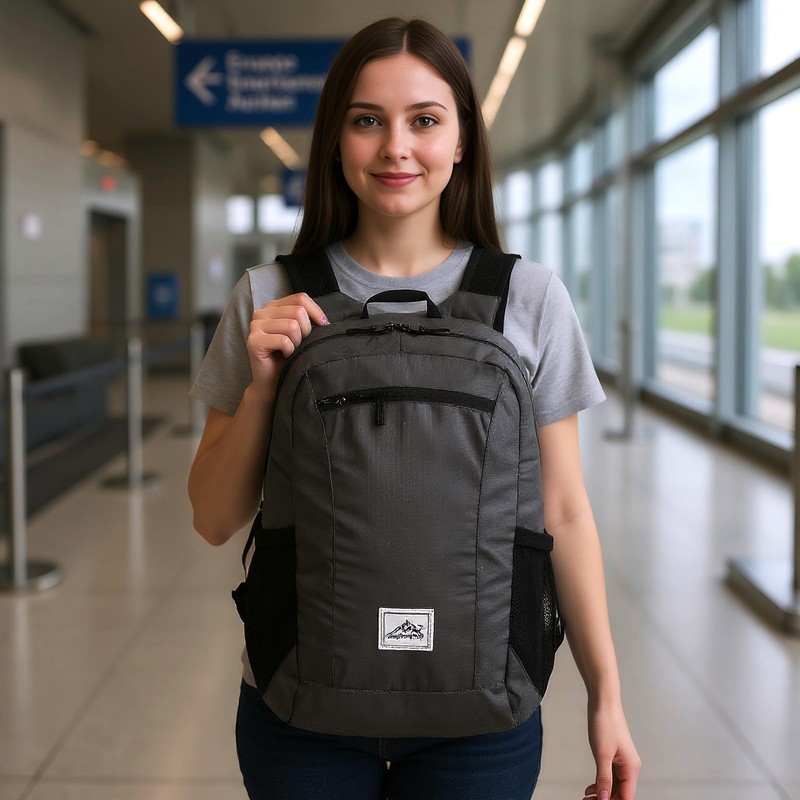 Colexy Ultra Lightweight Packable Hiking Daypack, Waterproof Unisex Daypack Outdoor,