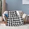 Perinsto Houndstooth Pattern Throw Blanket Ultra Soft Warm All Season
