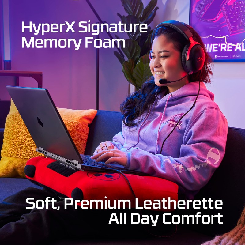 HyperX Cloud III - Rojo Audífonos para Juegos con Cable