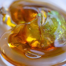 Luke Adams Glass Hanging Hearts – Hand Blown Glass Heart Ornament for Windows or Gifts – Colorful Blown Glass Hearts Decor (November - Citrine)