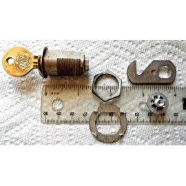 Seeburg  New OS Vintage SEEBURG  Original cam lock and Original  HIGH SECURITY KEY