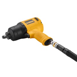 DEWALT 3/8 "FNPT - 1/4 "Body High Flow Air Coupler, 3/8 "FNPT Fitting, 1/4 "High Flow Body Coupling, Durable and Reliable for Superior Air Flow Performance