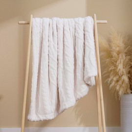 EVERGRACE Classic Cable Jacquard Sherpa Fleece Throw Blanket for Couch, Soft Cozy Fuzzy Plush Blankets for All Seasons, Reversible Thick Warm Blanket for Bed, Sofa, Bleach White, 60" x 80"