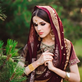 Yolev 14 Piece Bangle Gold Silver Boho Multi Bracelet Set for Girls Punk Chunky Stackable Day Bride Wedding Party Layered Cable Smooth Sari Bracelets Indian Jewellery Women, Metal