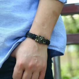 Wolf Bracelet for Men and Women Adjustable Braided Leather Yak Bone Carved Wolf Head Viking Vintage Woven Rope Leather Bracelets Unisex Jewelry Gift Gold Black