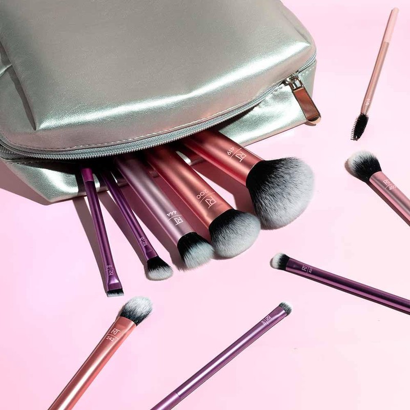 Real Techniques Blends Set, 10-Piece Makeup Brush Collection with Beauty