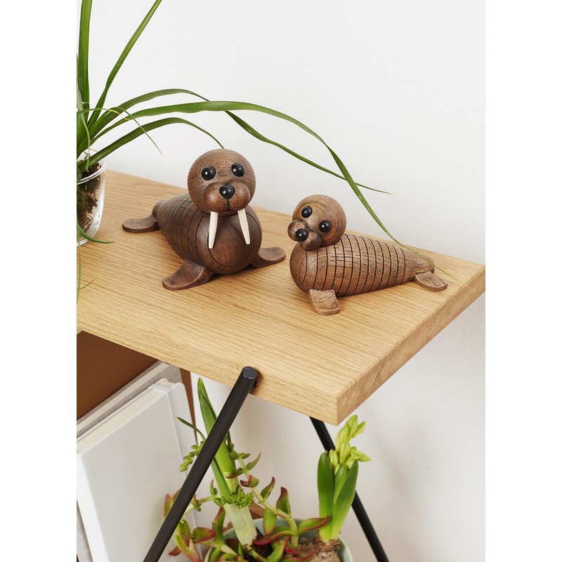 Spring Copenhagen Handmade Dark Oak Walrus - Ross the Arctic