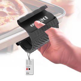 Silicone Oven Grip Mitts Set 2-Pack Heat Resistant Compact Kitchen Essentials, Non-Slip, Mitt Grip, Easy to Clean, BPA-Free for Baking and Cooking, Plus Vegetable Brush by Dëskø