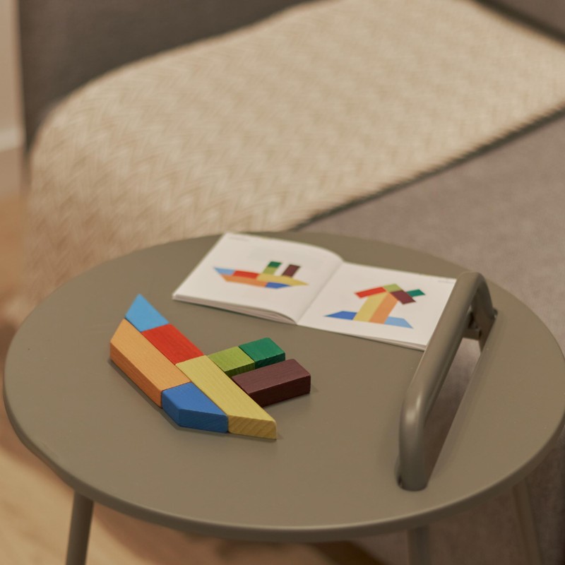 Igroteco, Tangram puzzles, puzzle with 7 building blocks and 10