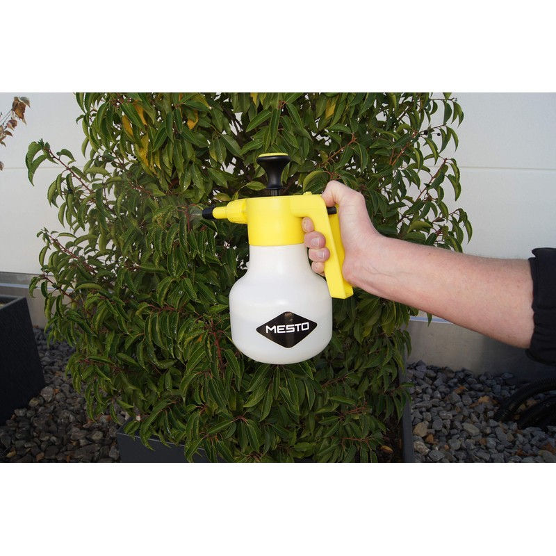 Mesto 1 Litre Pressure Sprayer Universal – White