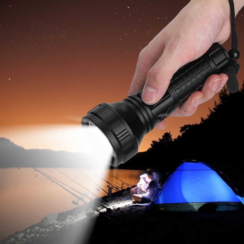 SST40 LED Flashlight USB Rechargeable 7000K 1600lm 3 Lighting Mode