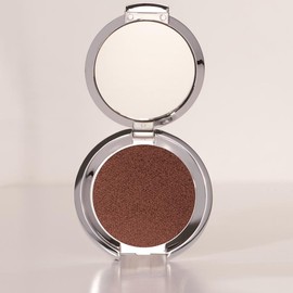 eye shadow daring