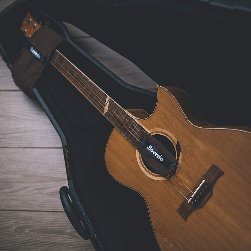 Boveda Leak Resistant Saddle Bag Bag Holder for Guitar –