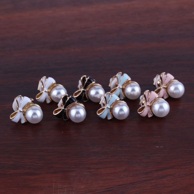 GRACE JUN Gold Plated bow-knot shape Pearl Clip on Earrings