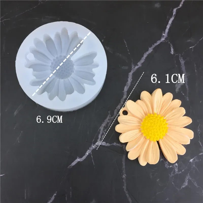 4 Moldes De Silicón Flor Margarita Para Velas Y Resina