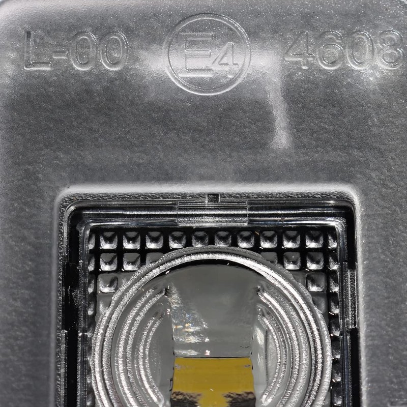 LIGHTDELUX LED License Plate Light Canbus Plug & Play V-032007