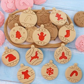 10 Pieces Cute Christmas Tree Cookie Stamps For Baking Cookie Mould PressChristmas Cookie Mould Set Kitchen Tools Plastic Cookie Press (Christmas G)