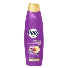 PERT, Shampoo 2 en 1 Keratina y Aguacate, limpia y desenreda | Cabello fuerte, flexible y resistente, 650 ml