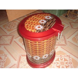 Decorative 10 L Oval Plastic Step Trash Can 13" Tall, Yellow