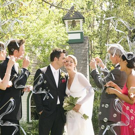 Pack of 20 Wedding Walls with Bell, White Lace Wedding Twirling Streamers, Romantic Wands, Wedding Streamers Decoration for Weddings, Birthdays, Parties, Holiday Parties, Use