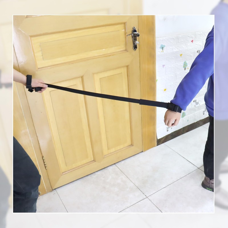 Escape Proof Wrist Leash Walking Harness for Older Children with