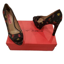 Betsey Johnson Pumps Open Toe Heels Womens Kenedy Black Floral Size 6 New