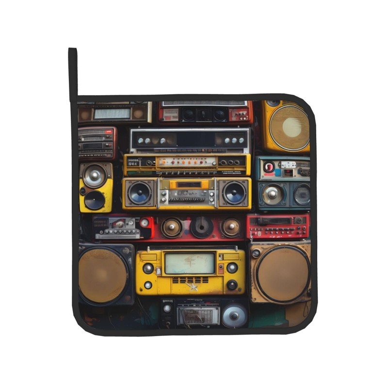 YYHWHJDE Vintage Wall of Radio Boombox Pattern Quality Oven Mitts