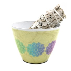 SOUL STICKS Metal 4 Smudge Bowl for Palo Santo and Smudge Sticks (7 Chakras)