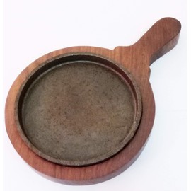 Sahishnu Online And Marketing Fajita Plate Set, Round Sizzling Brownie Sizzler Plate/Tray with Wooden Base Round Handle