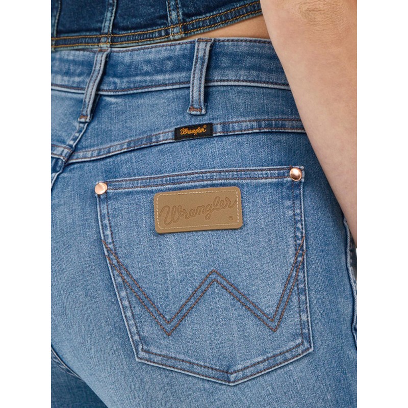 Wrangler Women's x Lainey Wilson Boot Huggers, Blue Wash