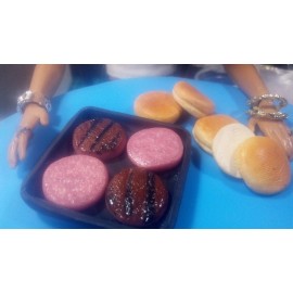 Unbranded OOAK 1:6 Scale Miniature Dollhouse Food ! 4 Raw and Grilled Hamburgers and buns!