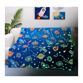 Liofeve - Cuddly blanket for children, glow in the dark, 127 x 152 cm, perfect for children's room, sofa and travel (space)
