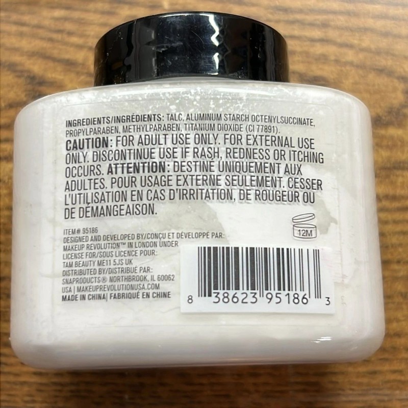 Makeup Revolution Revolution Luxury Baking Powder “Ghost”