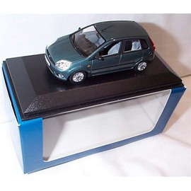 Minichamps ford dealer Ford Fiesta MK5 5 Door Metallic Green car 1.43 scale diecast model