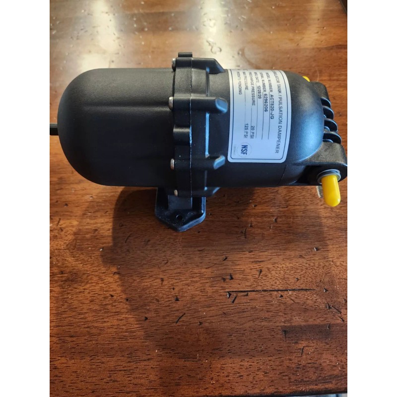 Aquatec ACT 820-JG Accumulator Tank/Pulsation Dampener - Brand New